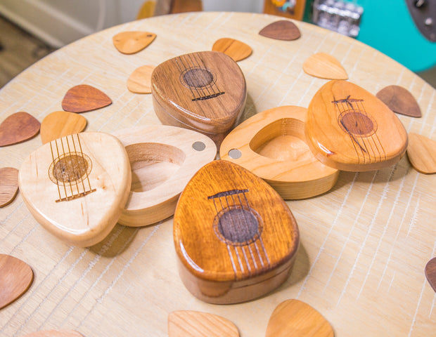 GUITAR PICK BOXES & PICKS