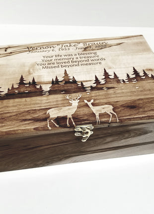 Personalized Buck and Doe Deer Memory Box